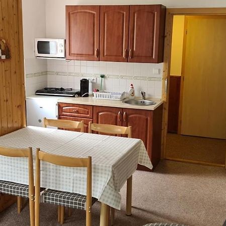 Apartmany Pony Ludvikov Luaran gambar